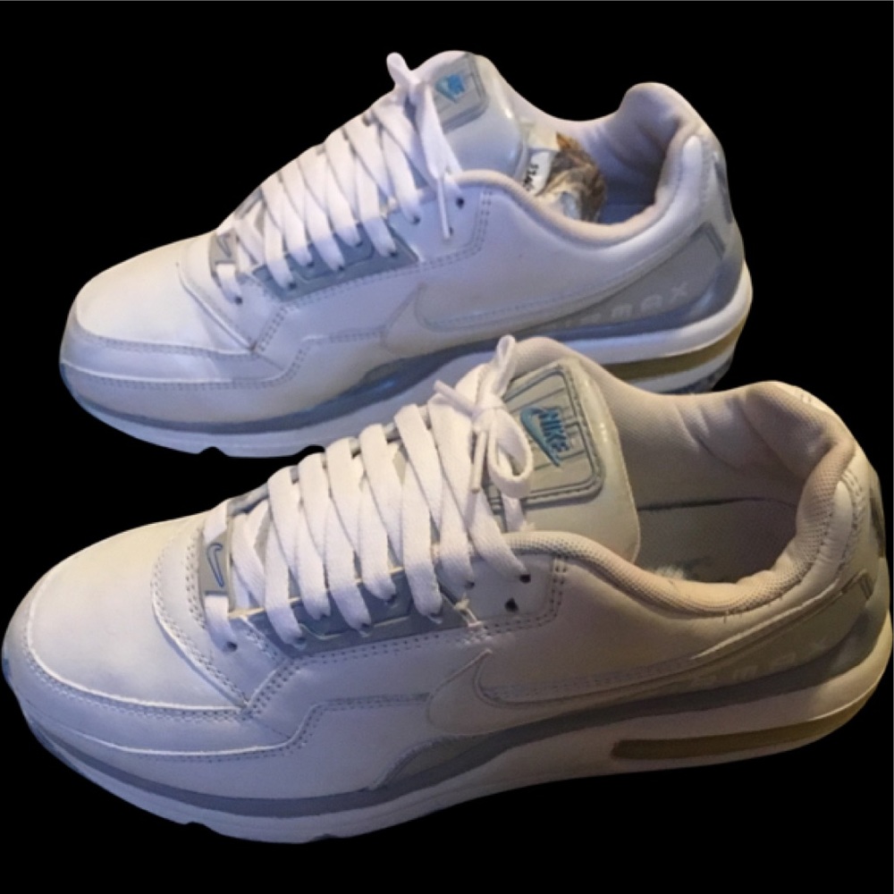 Women’s Nike Air Max Athletic Shoes Size 9.5M  Turquoise/White #316446-116